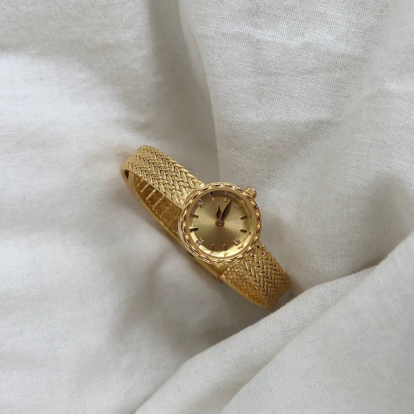 Must have vintage style watch